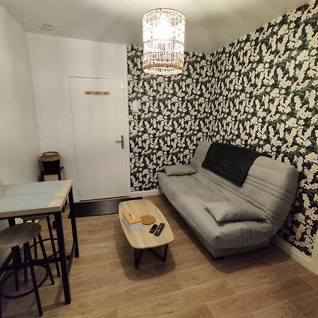 Апартаменты Le 5, Wifi, Parking, Centre Шатору Экстерьер фото